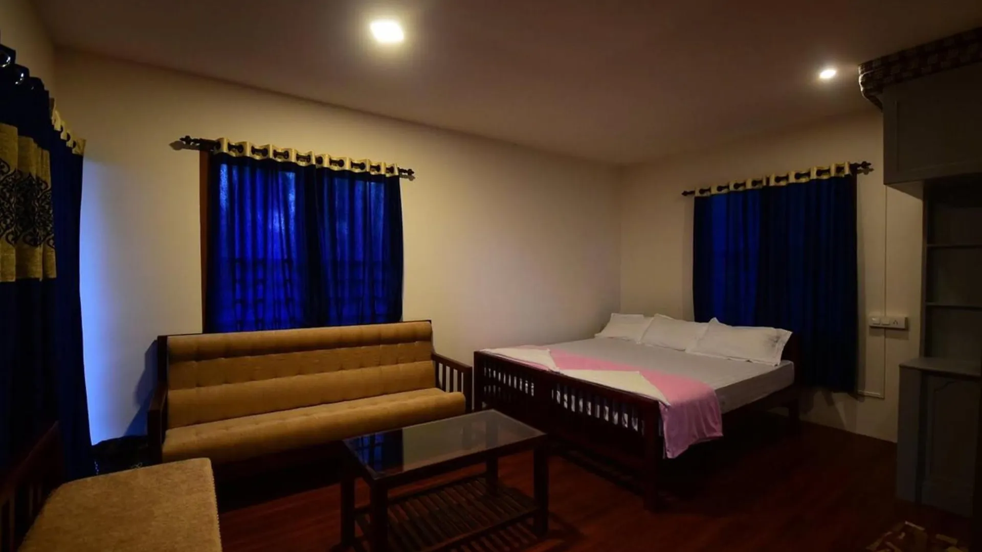 Greensvista Wayanad Ac Pillar Homestay Near Natural Stream Sultan Bathery Resort